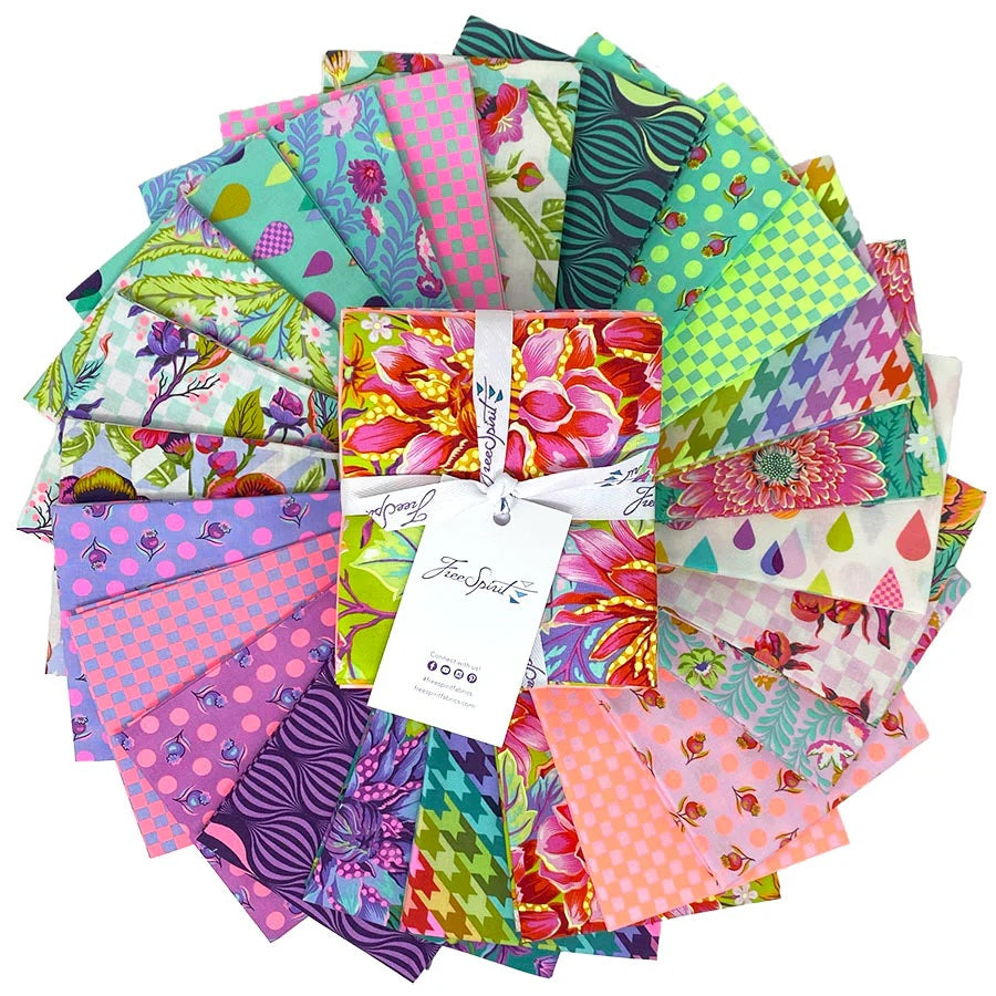 Tula Pink - Untamed Fat Quarter Bundle - 24 Fat Quarters