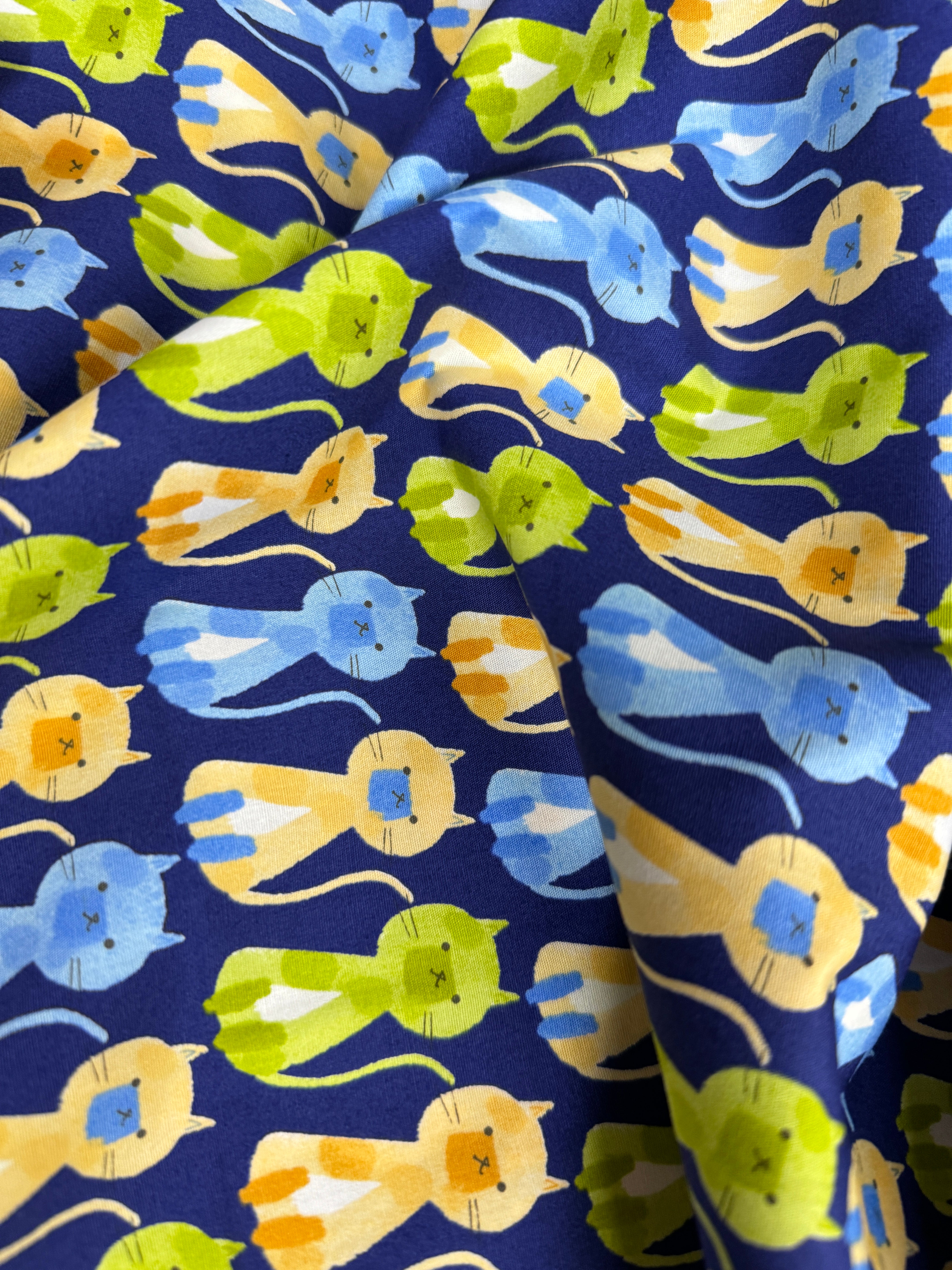 Sevenberry Musings - Cats on Navy Yardage