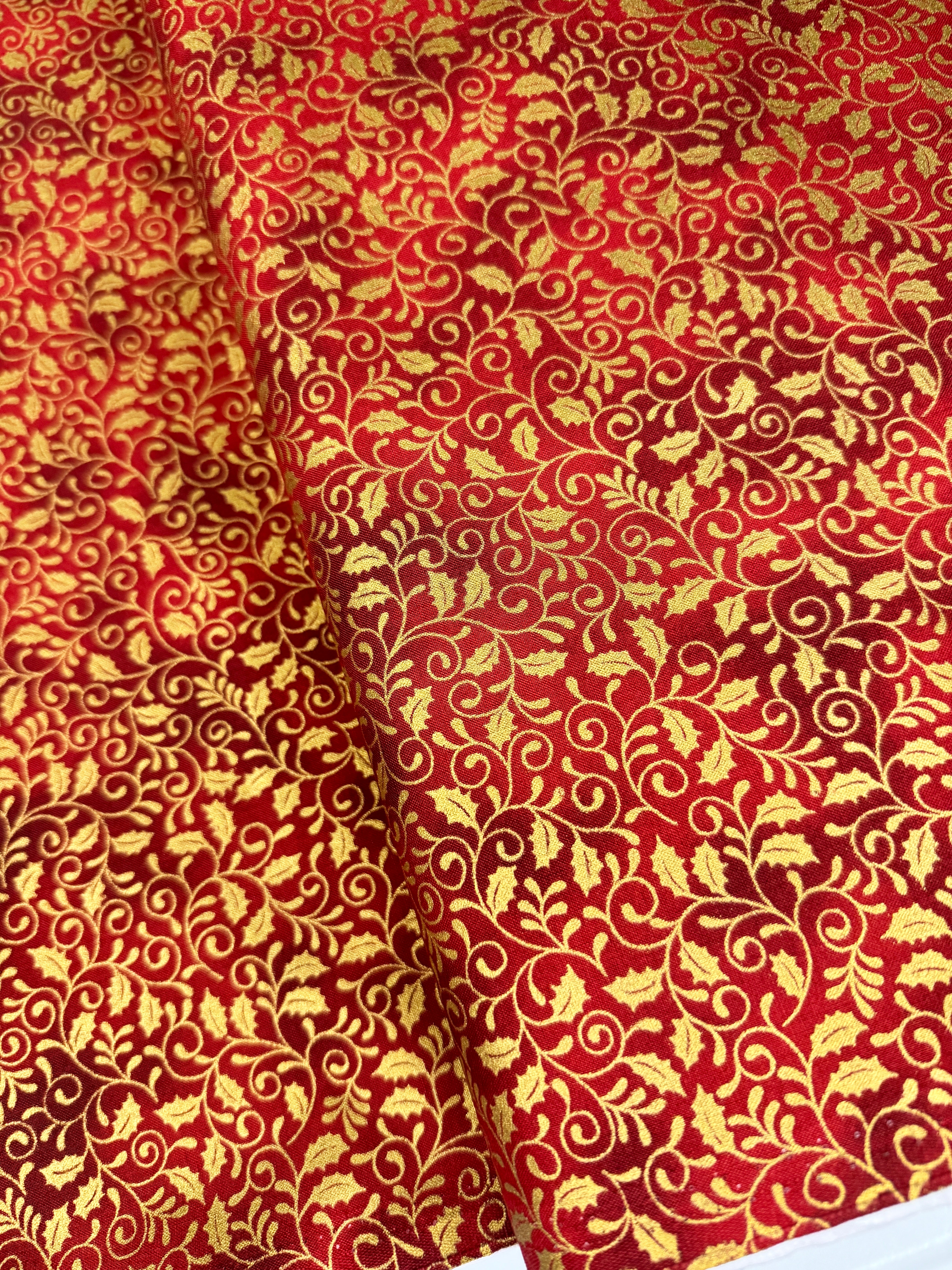 Holiday Wishes - Mistletoe Scroll Scarlet/Gold Metallic Yardage