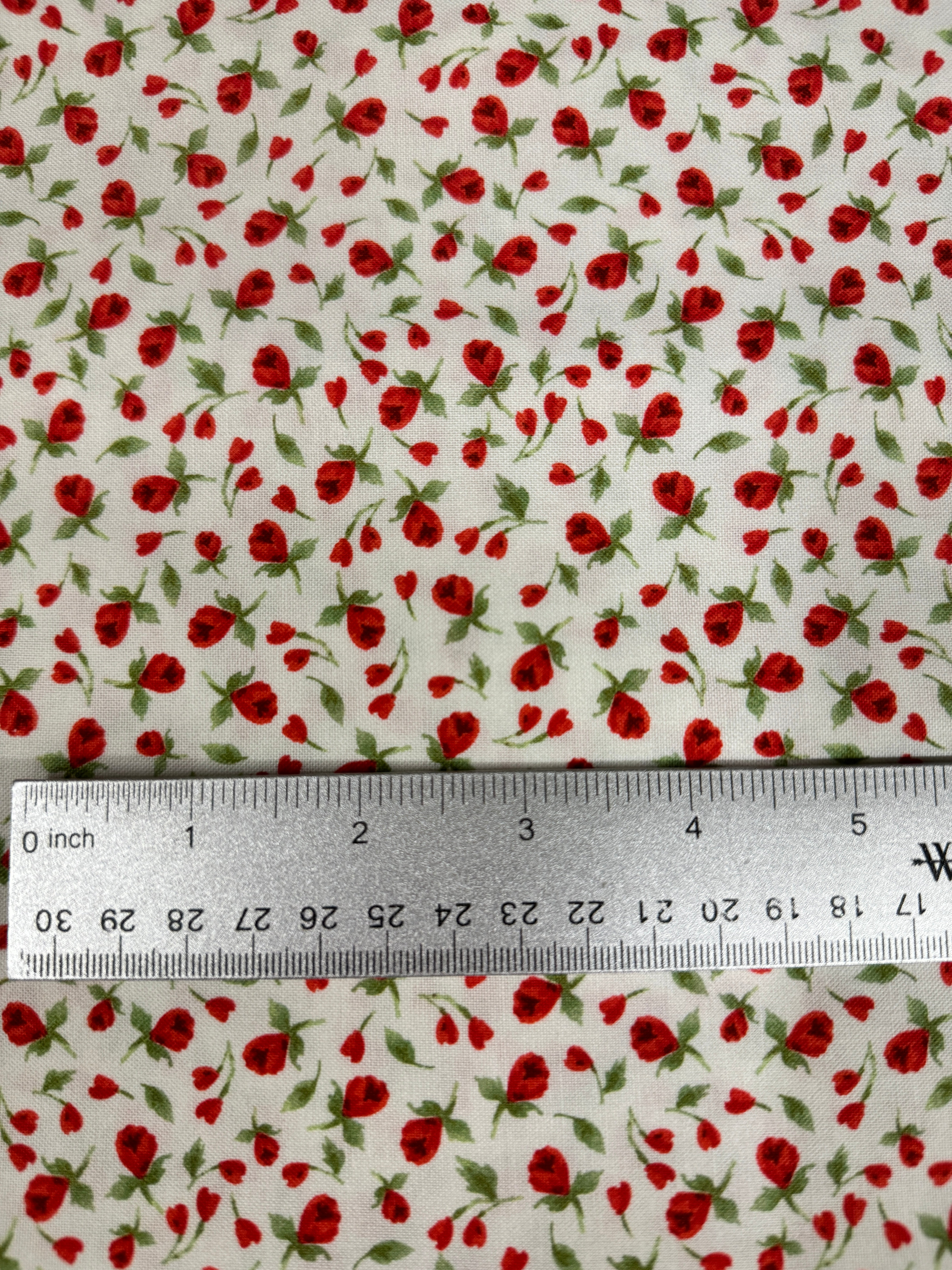 Vintage Rose - Tiny Cute Roses On Cream Yardage