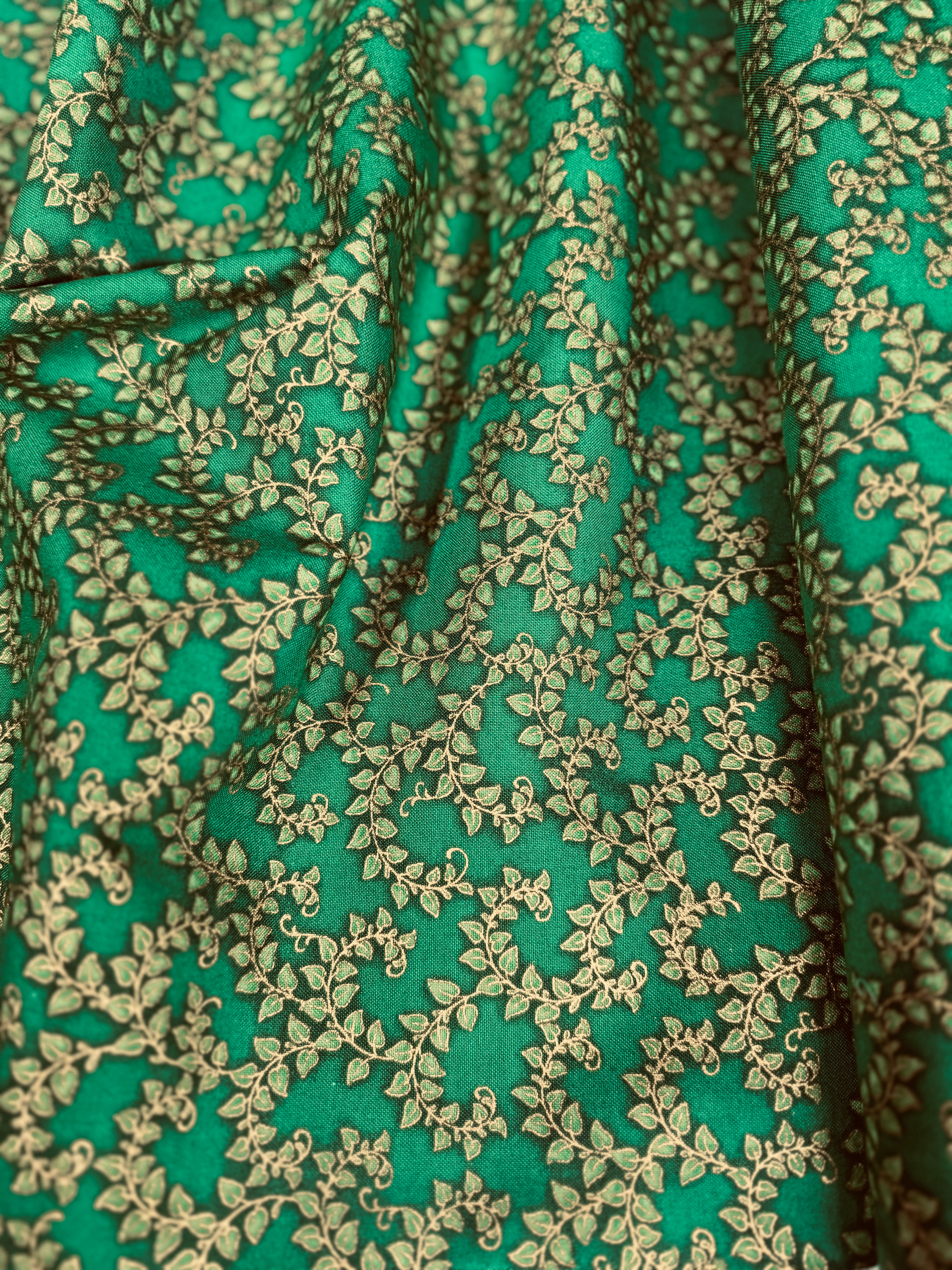 Florentine Garden - Vine Green Metallic Yardage