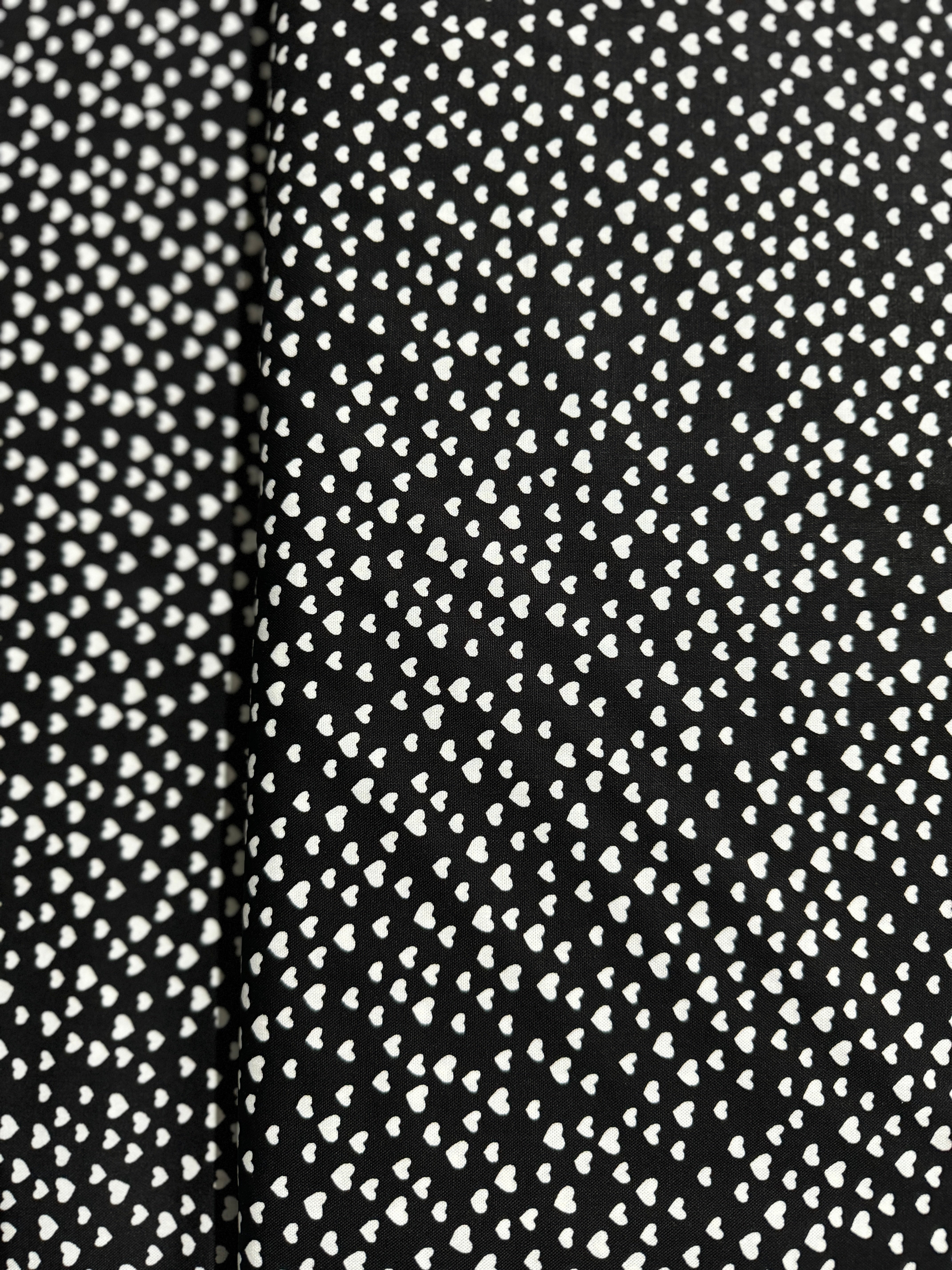 What's the Buzz? - Cute Little Hearts on Black Yardage