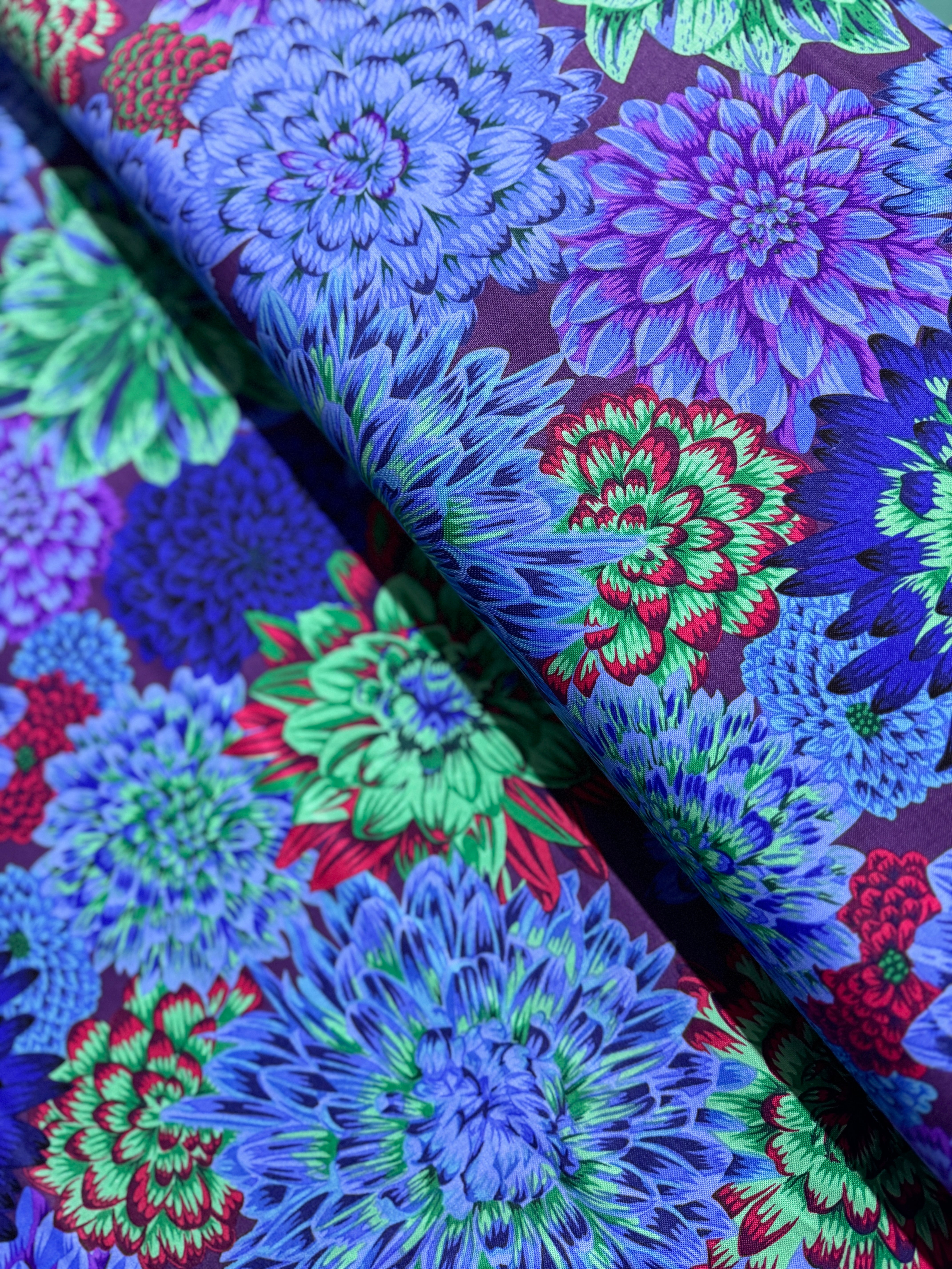 Kaffe Fassett Collective - Dancing Dahlias Blue Yardage