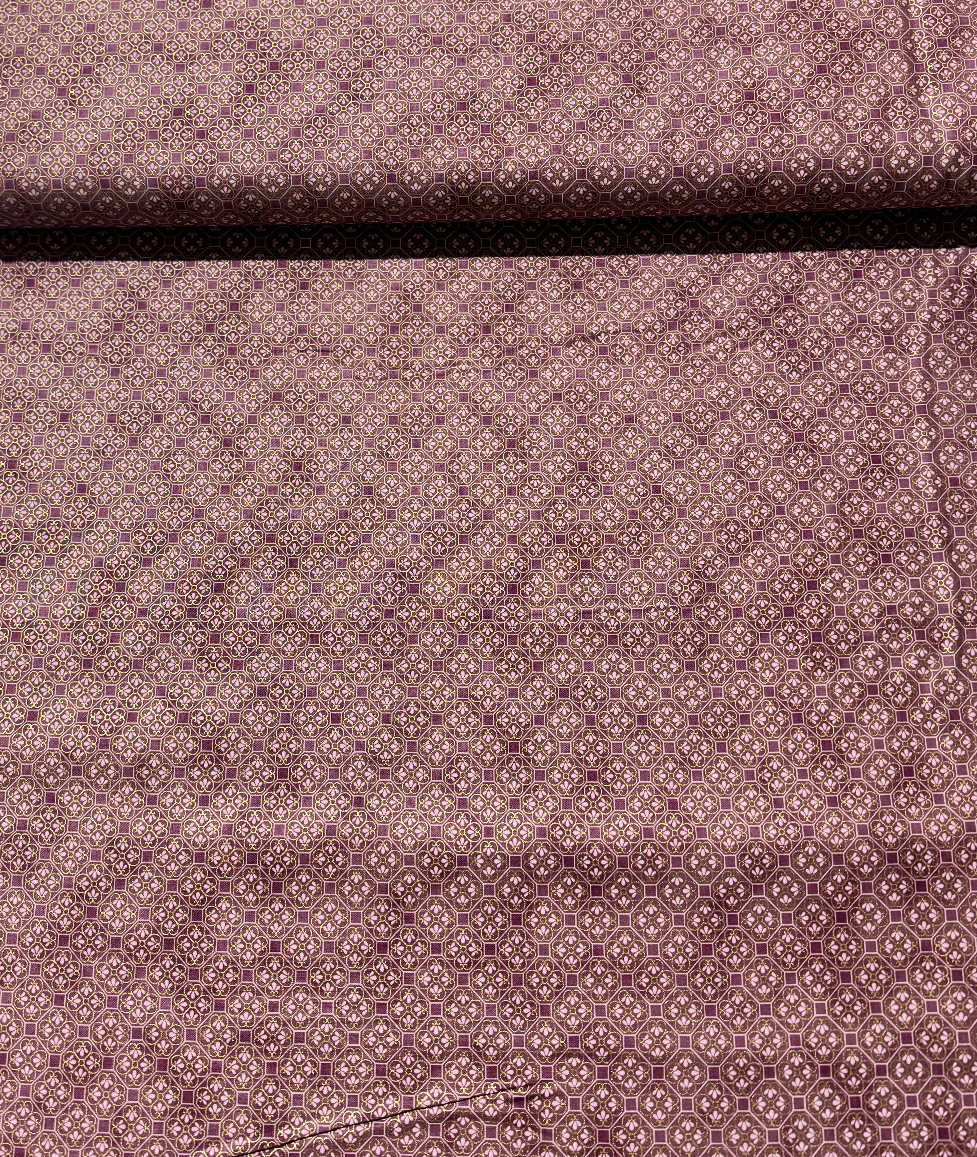 Imperial Collection: Honoka - Quatrefoil Mauve Metallic Yardage