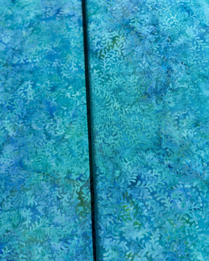 Fat Quarter - Sea Foam - Leaf Vine - Shades of Turquoise Batik