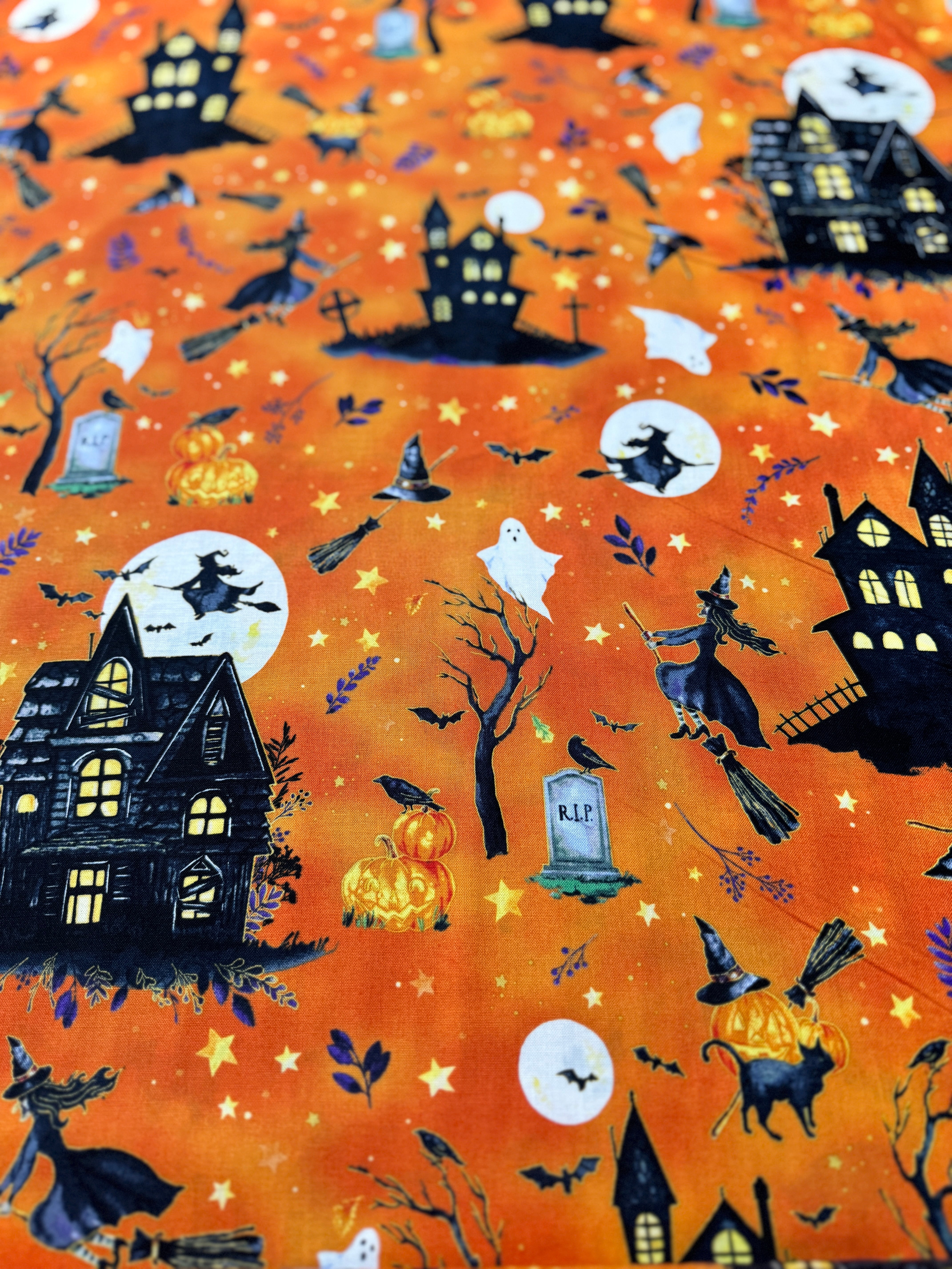 Happy Haunting - Halloween Yardage