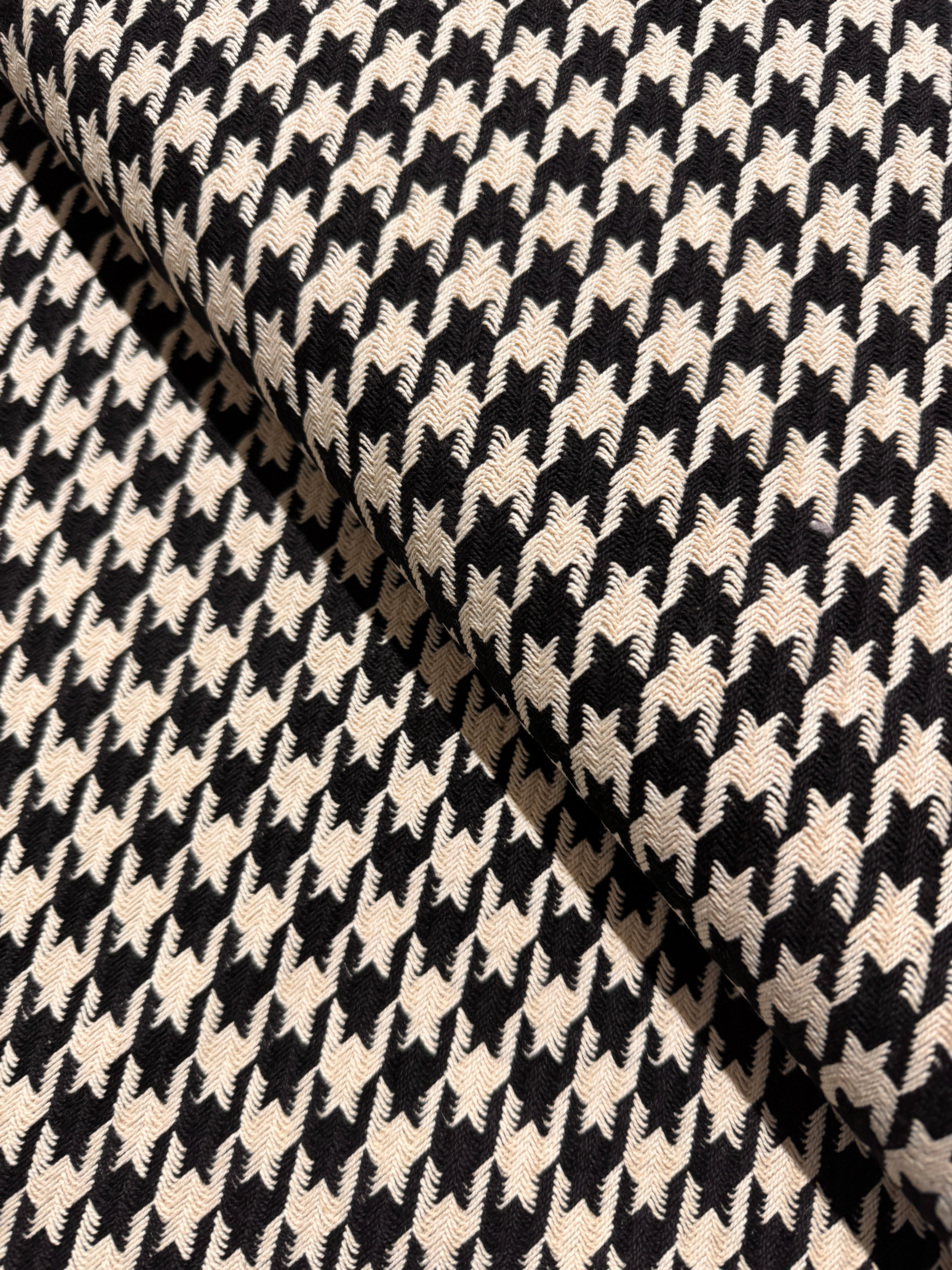 Loomcraft Plaid - Houndstooth Pepper - Remnant