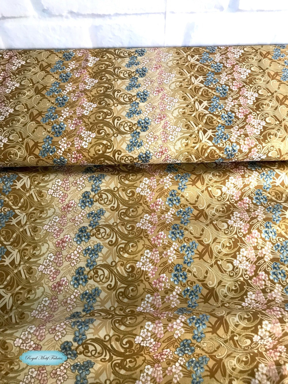 Fairy Briar Metallic Cream/Gold Yardage